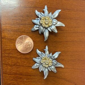 Edelweiss Metal - Silver and Gold Tone Floral Pins